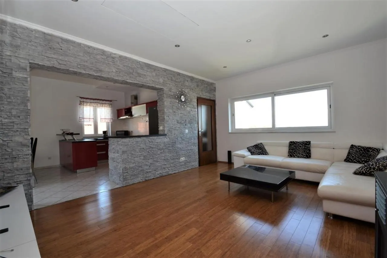 Hotel House Luciana Mali Lošinj Affittacamere